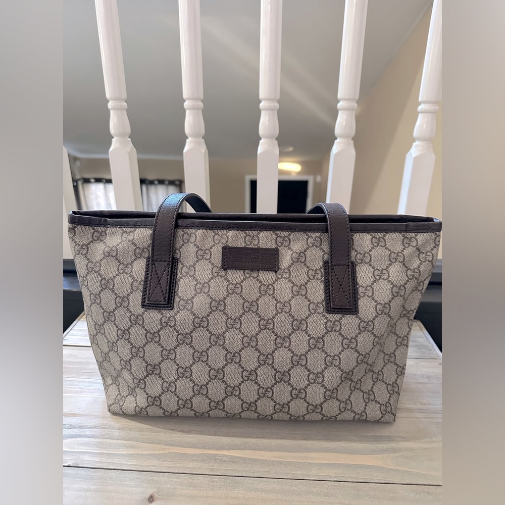 Gucci purse